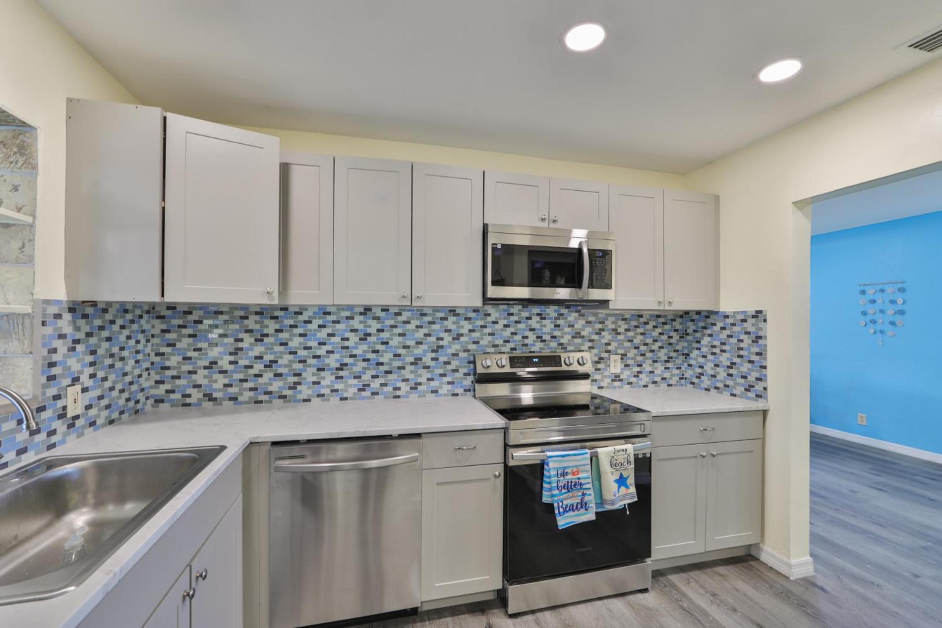 Lovely Vacation Home 1 Block From Beach & Downtown Gulfport St. Petersburg Extérieur photo