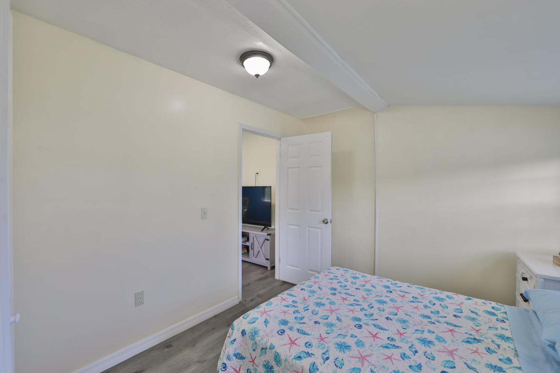 Lovely Vacation Home 1 Block From Beach & Downtown Gulfport St. Petersburg Extérieur photo